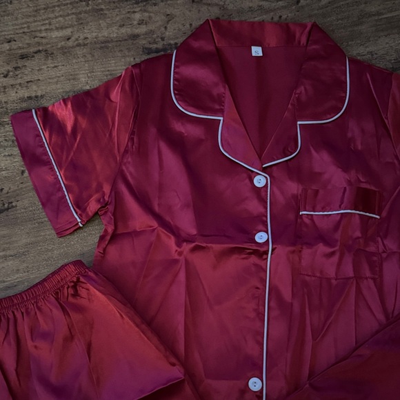 Women's Satin Pajama Set - Red - Picture 3 of 7